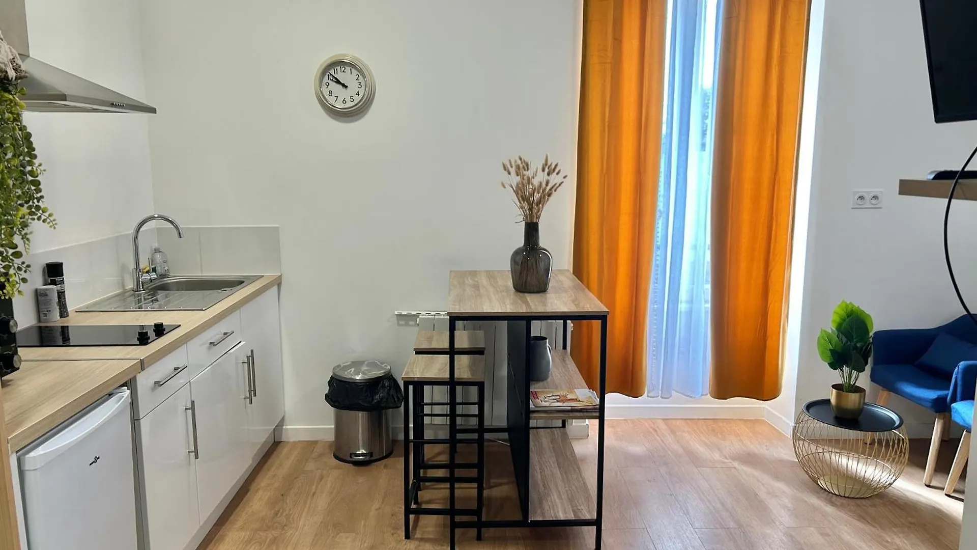 Appartement Lorient , Studio , Centre Fibre , Proche Gare Plage