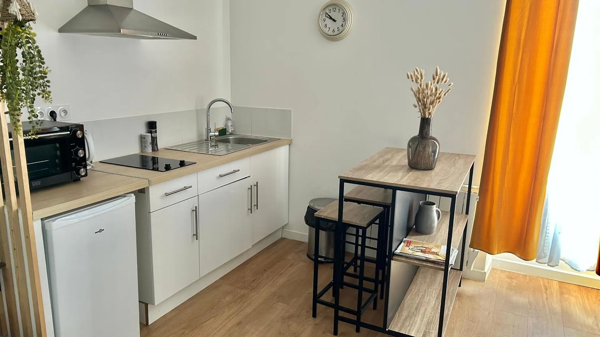 Lorient , Studio , Centre Fibre , Proche Gare Plage France
