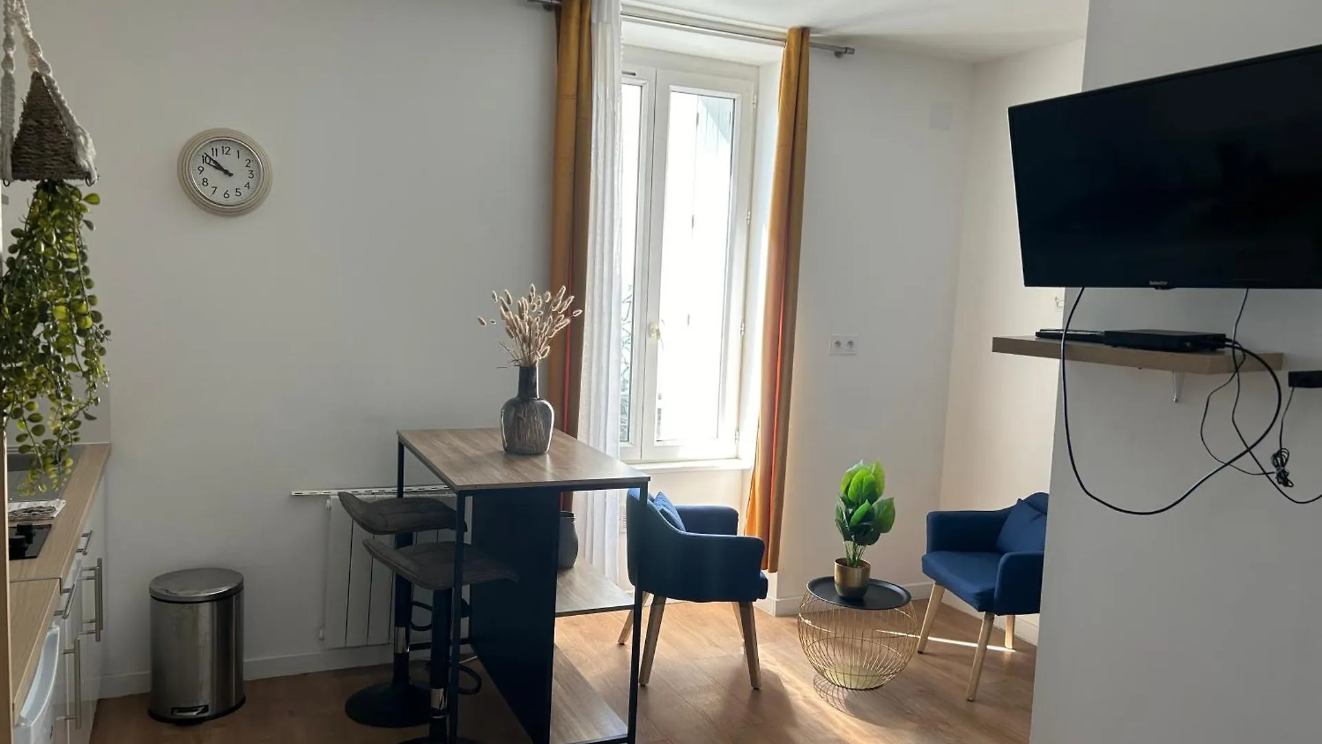 Appartement Lorient , Studio , Centre Fibre , Proche Gare Plage